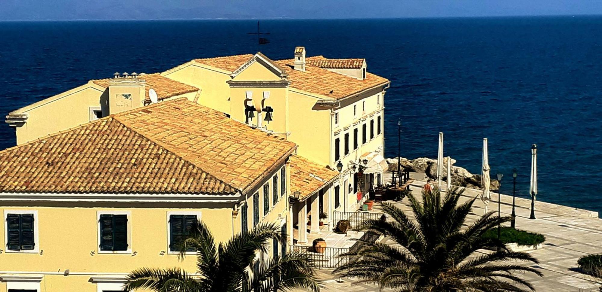 Aay- Best Corfu Town & Sea Apart 2Bedroom Renovated + Lift / Comfy&Design+Wifi Экстерьер фото