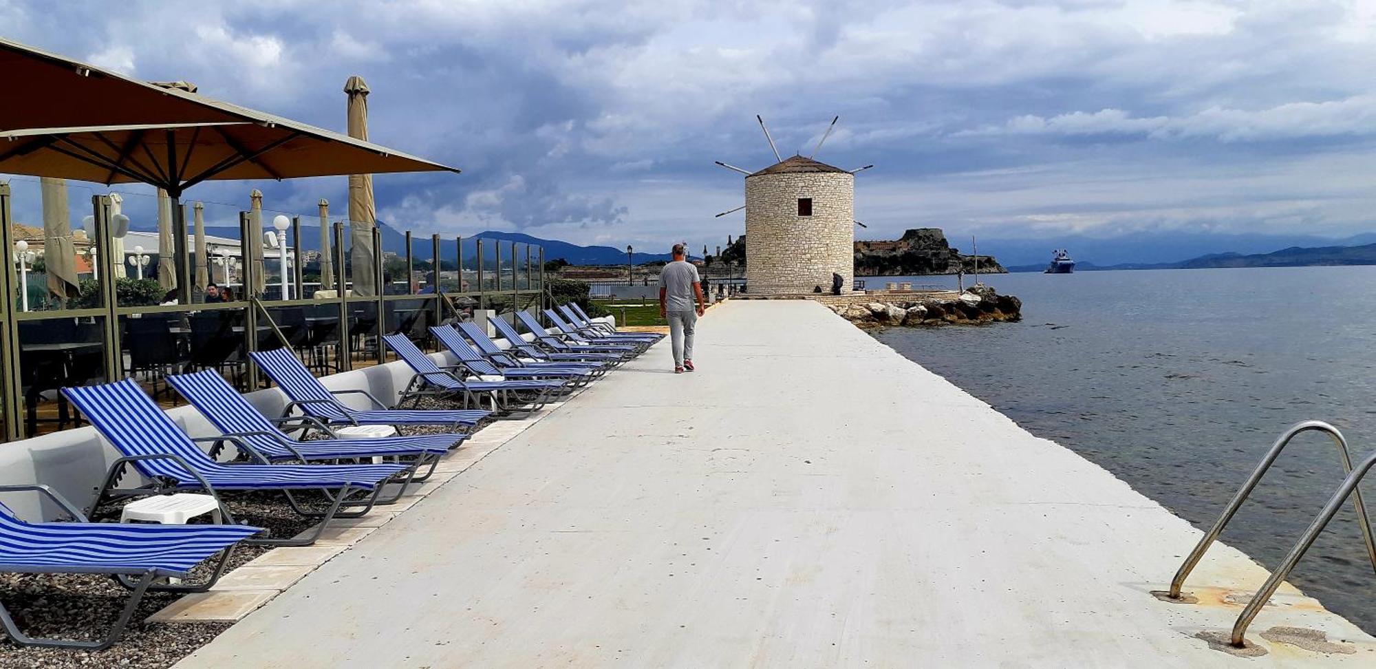 Aay- Best Corfu Town & Sea Apart 2Bedroom Renovated + Lift / Comfy&Design+Wifi Экстерьер фото